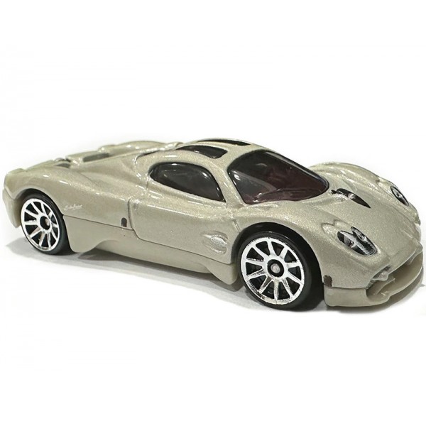 Hot Wheels Véhicule Miniature Pagani Utopia HRY83