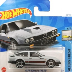 Hot Wheels Véhicule Miniature Alpha Romeo GTV6 3.0 HTC53