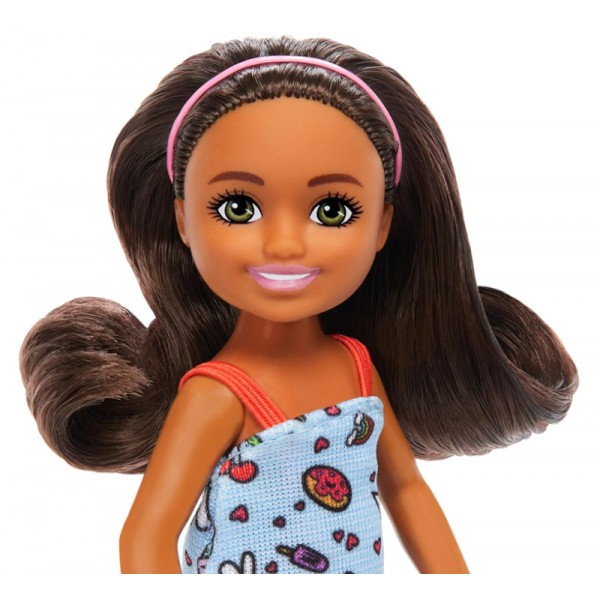 Poupée Barbie Chelsea Brune en Robe Bleue HXM97